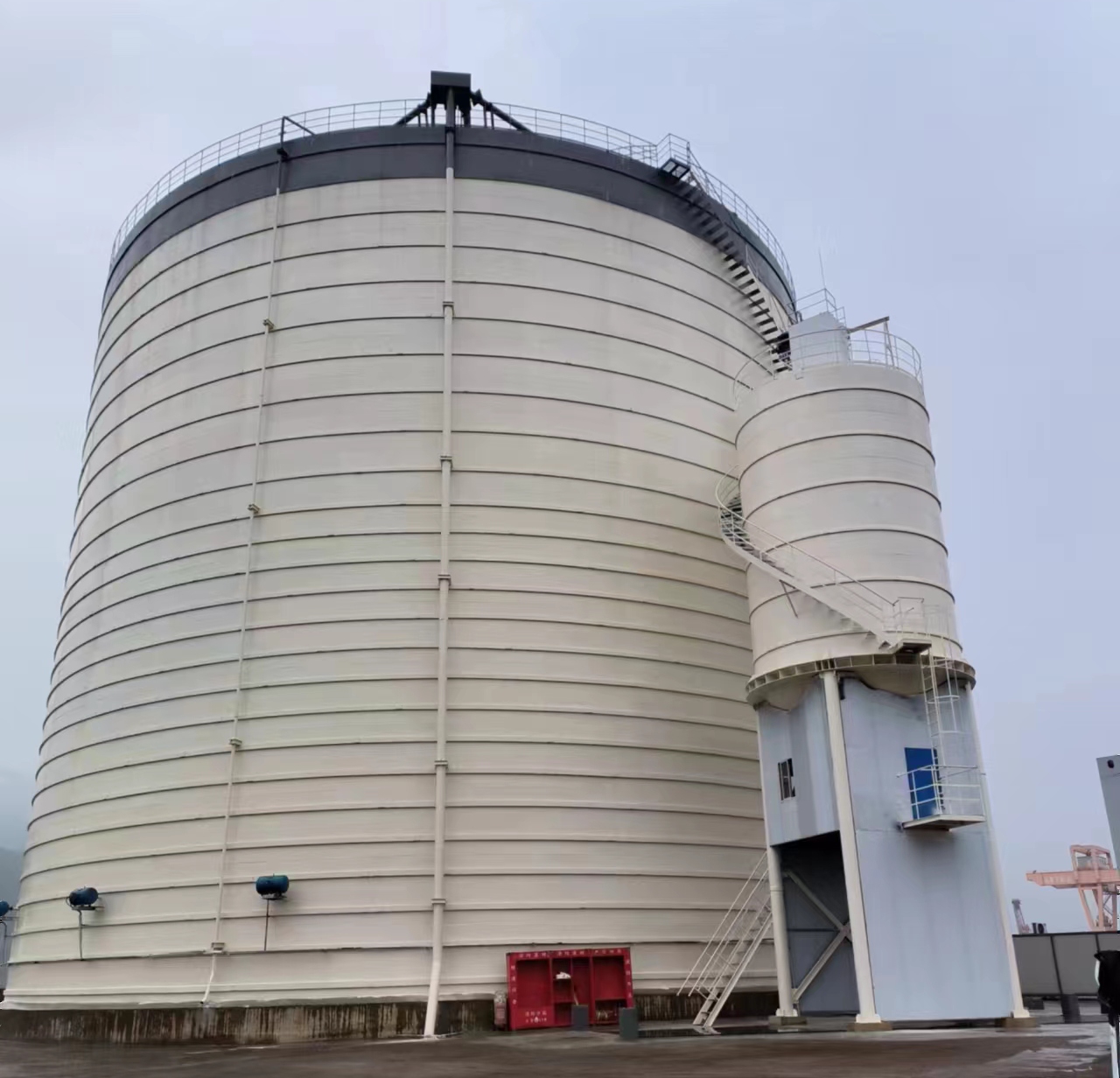 雷州10万吨水泥钢板库